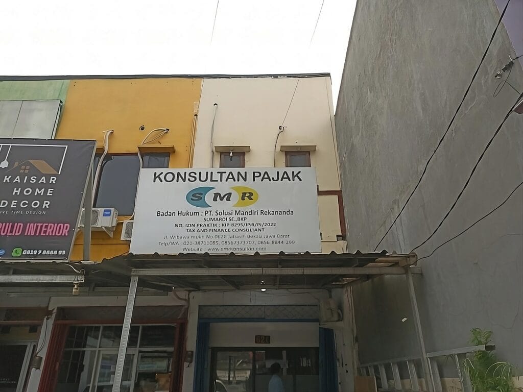 Foto kantor operasional PT Solusi Mandiri Rekananda, perusahaan jasa konsultan pajak profesional di Bekasi.