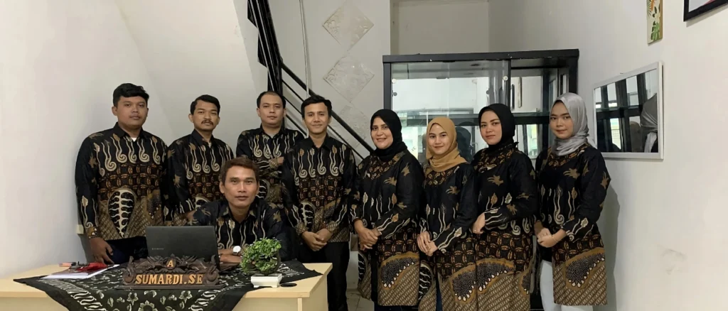 Tim SMR Konsultan Pajak Profesional - PT Solusi Mandiri Rekananda
